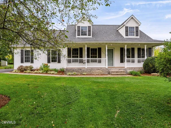 475 N 3rd St, Mifflinburg, PA 17844