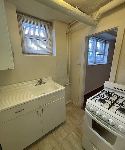 1324 N Ogden St #20 — Photo 8