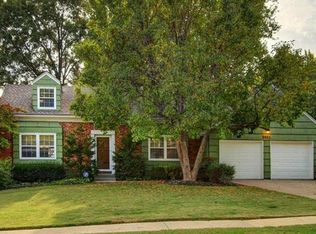 5511 W 92nd St, Overland Park, KS 66207