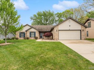 21 Archview Dr, Shiloh, IL 62221