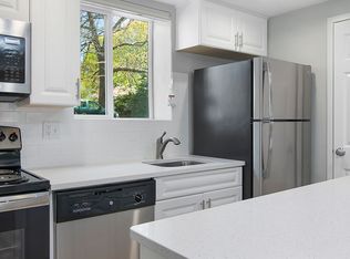 116 W Emerson St APT 4, Melrose, MA 02176