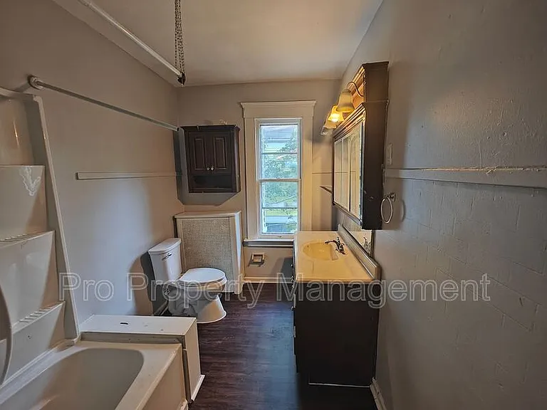83 Norton St #2 — Photo 7