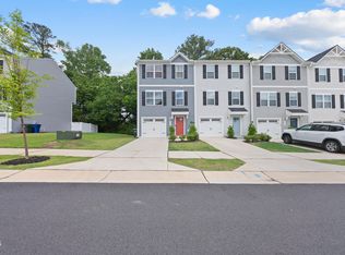 5915 River Landings Dr, Raleigh, NC 27616