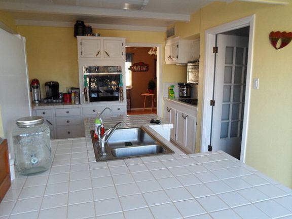 3rd image of 2100 E Crescent Dr
