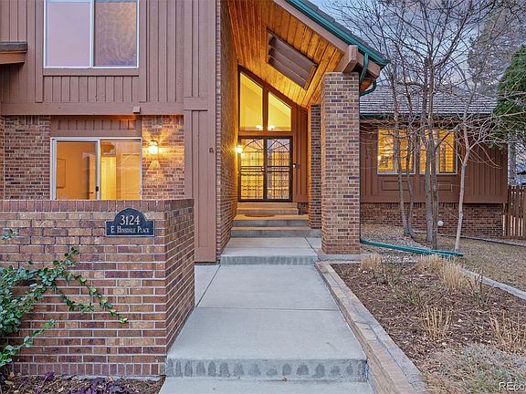 3rd image of 3124 E Hinsdale Place