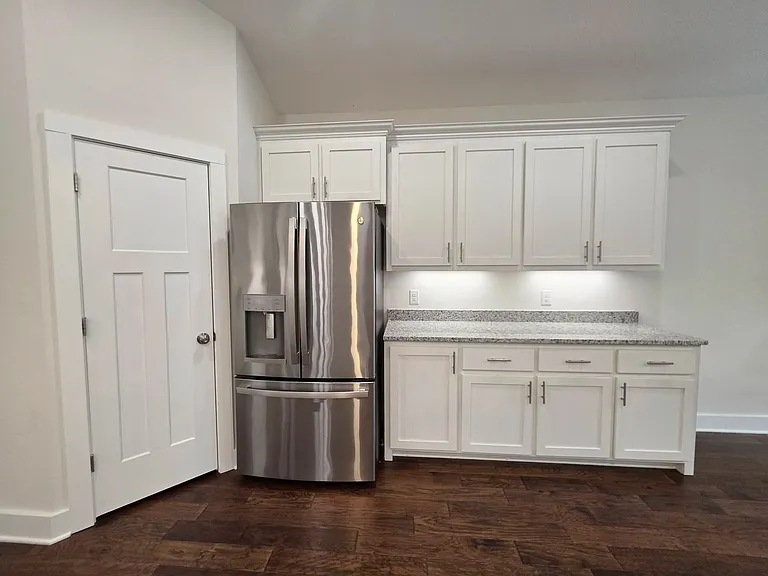 4570 Omaha Dr — Photo 13