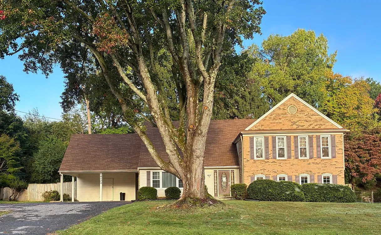 Rippling Brook Dr, Silver Spring — Photo 1