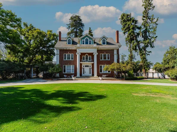 815 E Sycamore Avenue, Tulare, CA 93274