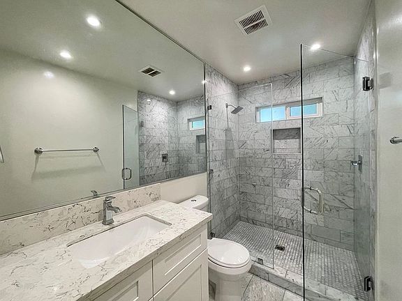 5th image of 1425 N Harper Ave APT 3