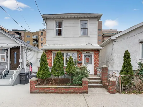 1116 Banner Ave, Brooklyn, NY 11235