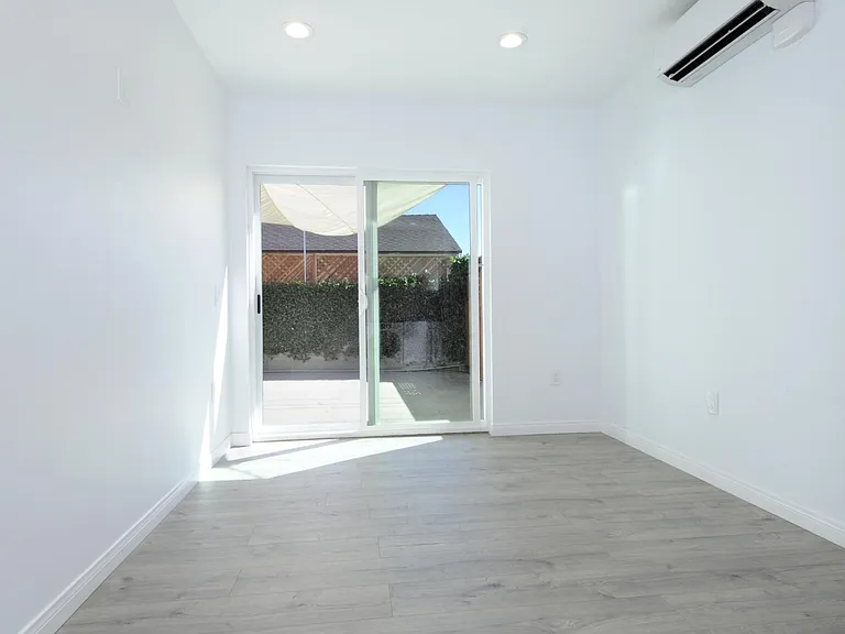 932 Tufts Ave — Photo 6