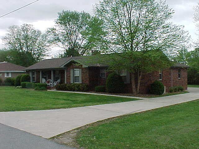 1st image of 211 Gillen Dr