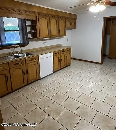 1056 Broken Arrow Ln — Photo 6