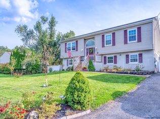 258 Heather Ln, Ulster, NY 12401
