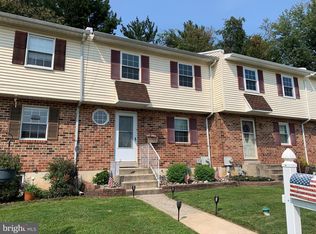 55 Colonial Cir, Aston, PA 19014