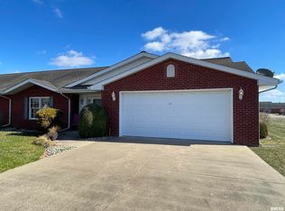 1501 Cheyenne Dr, Marion, IL 62959