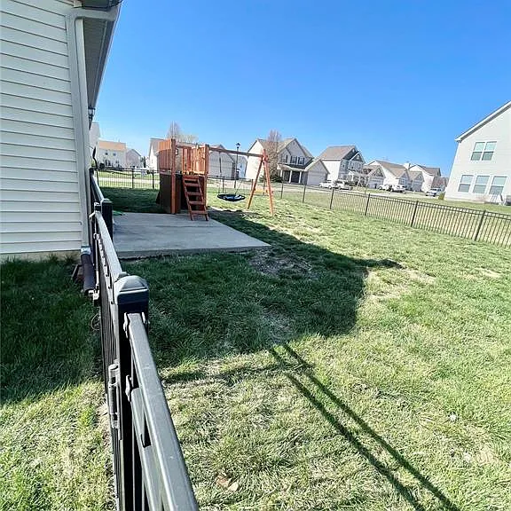 1001 Hawkridge Run — Photo 39