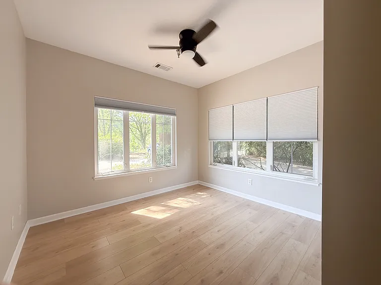 64 Clingman Ave #105 — Photo 14
