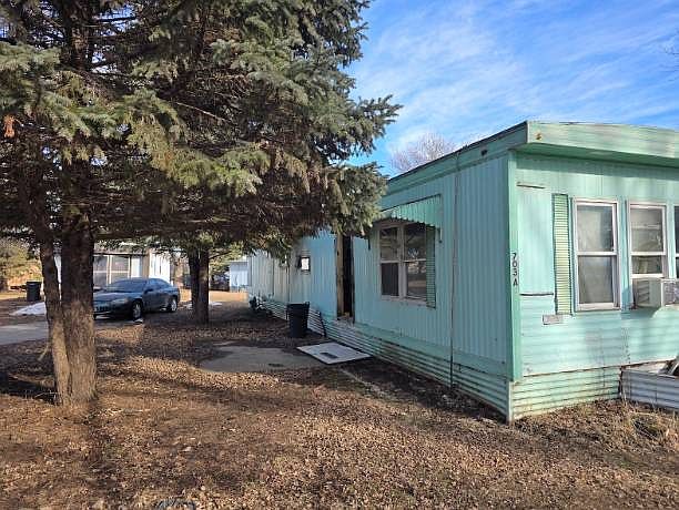 1st image of 703A W 8th St #703A8