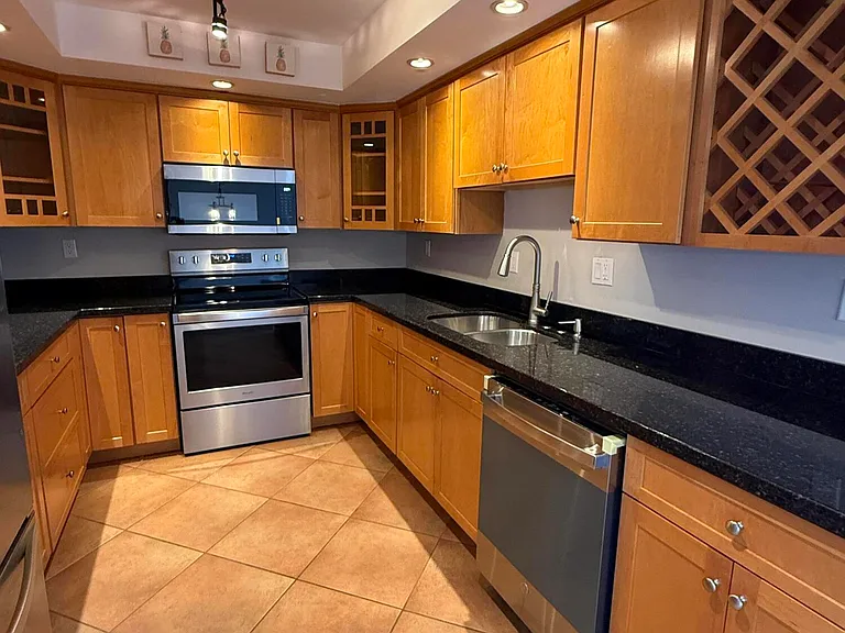 531 N Ocean Blvd #1805 — Photo 9