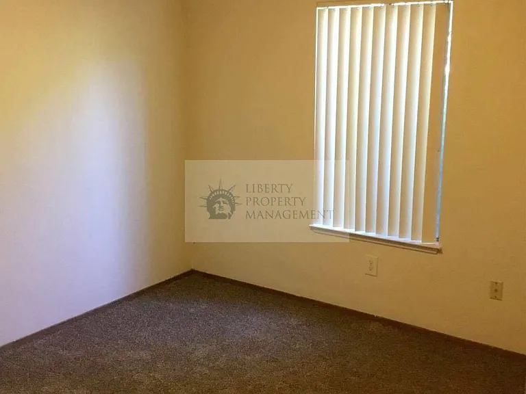1640 W Rumble Rd #A — Photo 10