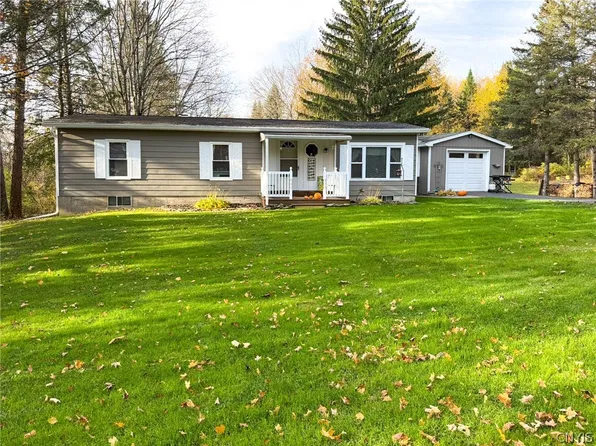 7970 Postal Rd, Oriskany, NY 13424
