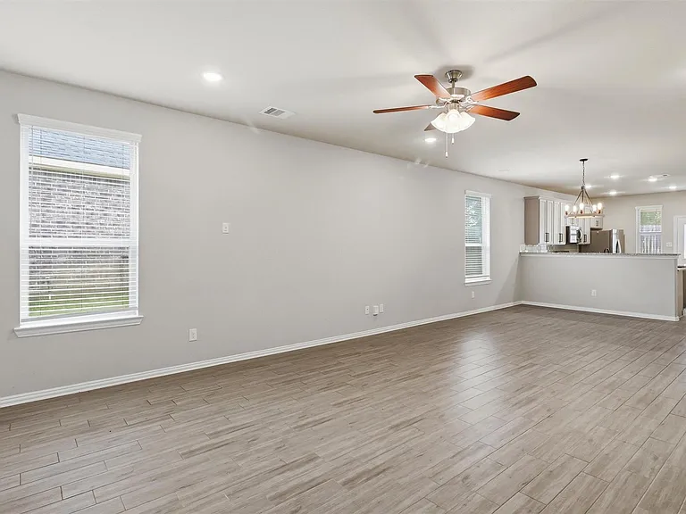 8415 Balding Dr — Photo 3