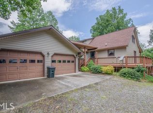 9068 Bobby Jo Ln, Young Harris, GA 30582