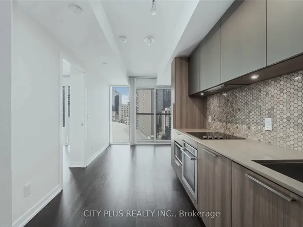 85 Wood St S, Toronto, ON