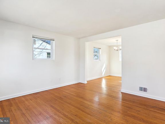 5th image of 11807 Old Drovers Way
