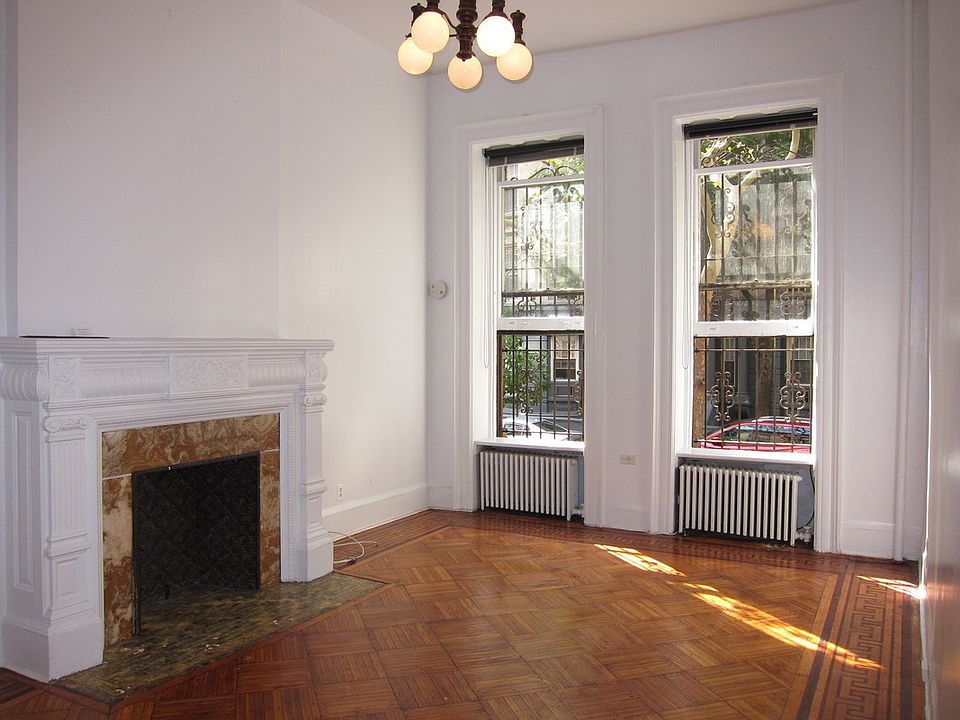 1st image of 223 W 78th St APT 1F