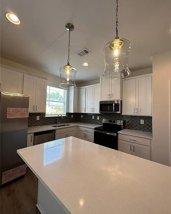 1st image of 5798 Calle Vista Dr