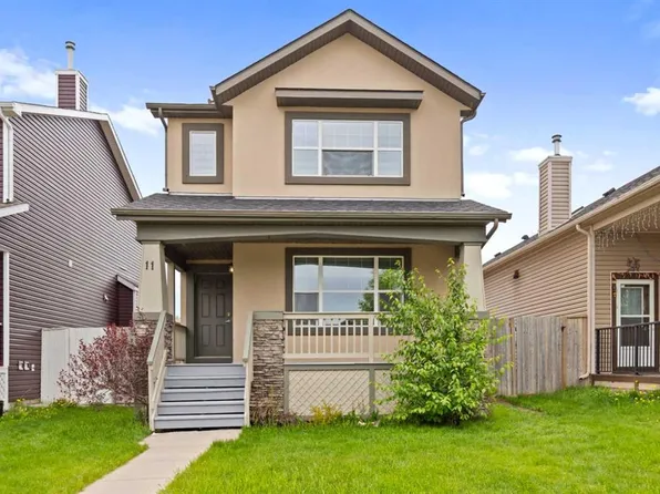 11 N Saddlebrook Gdns NE, Calgary, AB T3J 5M7