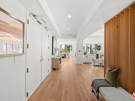 4th image of 10601 Wilshire Blvd APT 504