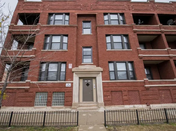 5901 S Michigan