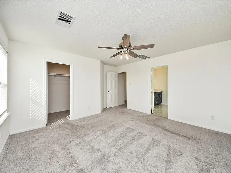 2916 Shimmer Edge Dr — Photo 21