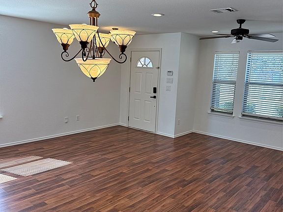 2nd image of 2114 Cottontail Dr