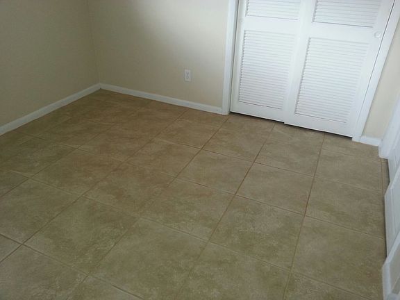 5th image of 616 Grandview Dr