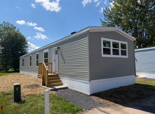 2212 Cotswold Ct #2212, Liverpool, NY 13090
