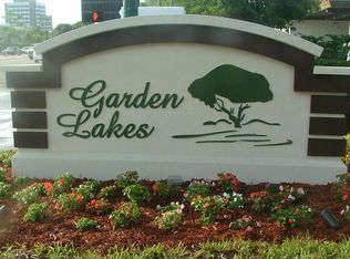 1123 11th Ln, Palm Beach Gardens, FL 33418