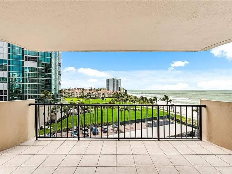 4001 Gulf Shore Blvd N #505 — Photo 16