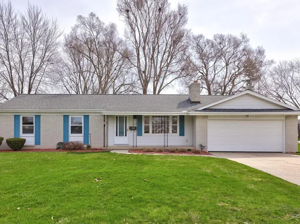 1490 Van Wagoner Dr, Saginaw, MI 48638
