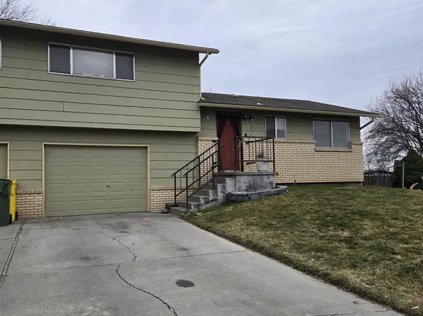 798 Skyhawk Dr, Ontario, OR 97914