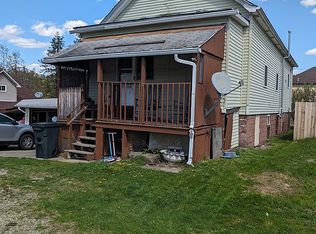 10 Berry Rd, Burgettstown, PA 15021