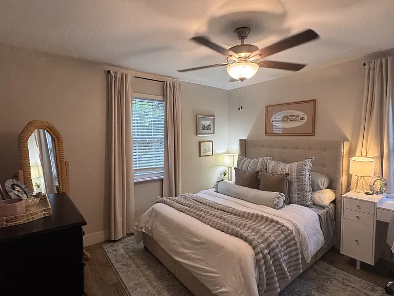 1301 Sharon Rd — Photo 14