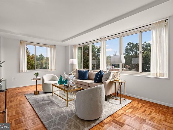 5th image of 4000 Tunlaw Rd NW APT 615