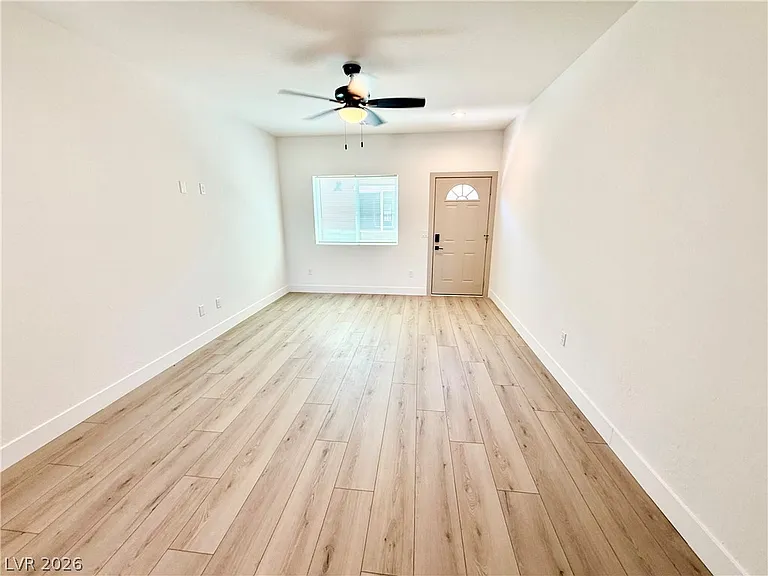 461 E Comstock St #2 — Photo 6