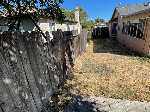 4th image of 7522 21st St