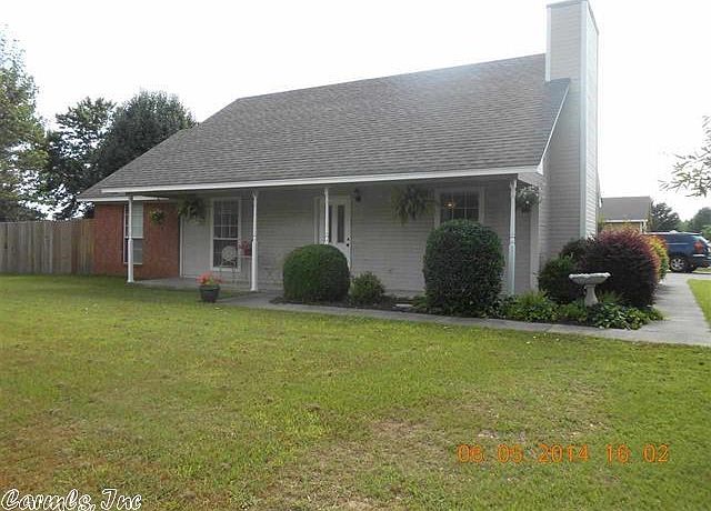 1st image of 31 Deerfield Dr