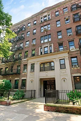 Sold by Corcoran | media 44